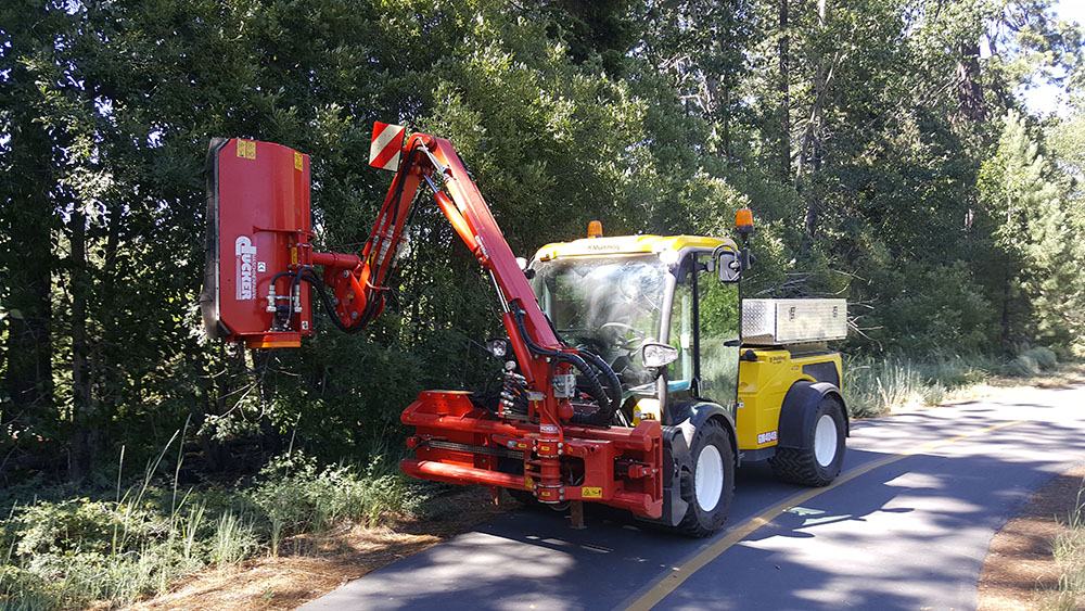 roads maintenance tractor attachment